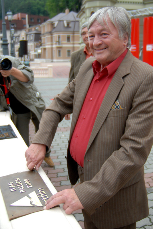 Ivan Palúch na Moste slávy.