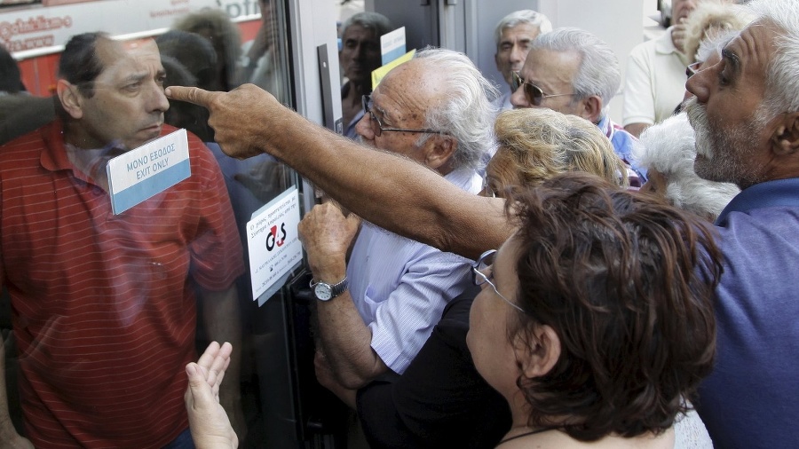 Grécki dôchodcovia sa dobýjajú