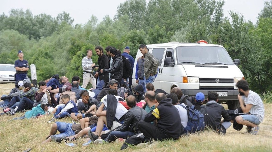 Migranti prešli cez maďarsko-srbské