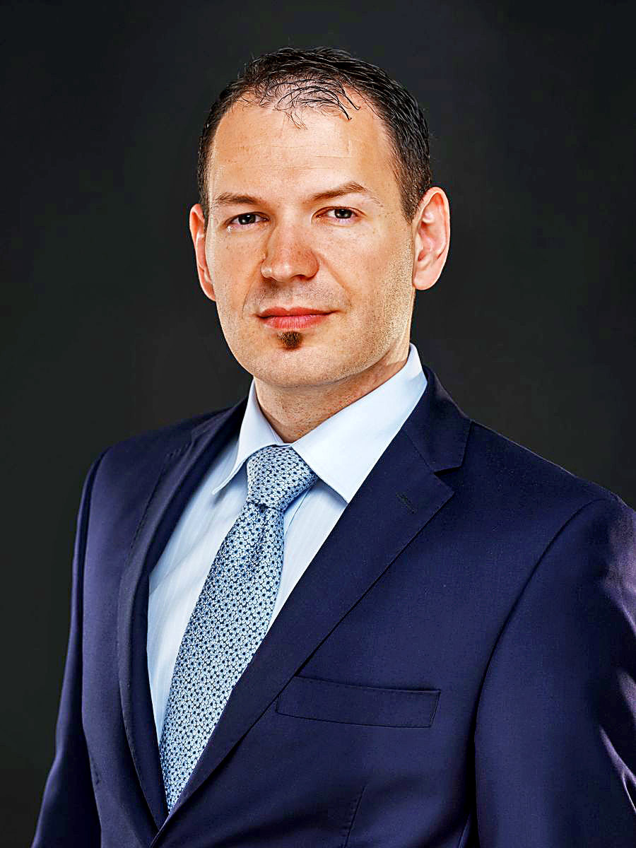 Stanislav Pánis, analytik J&T