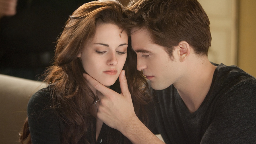 Bella a Edward. Teraz,