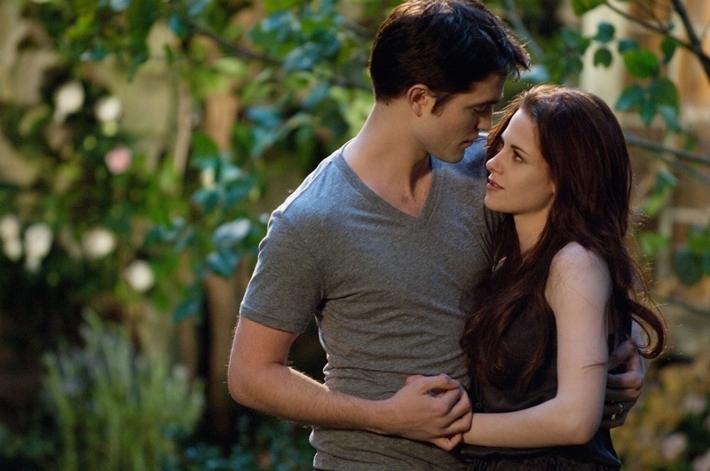 Bella a Edward. Teraz,