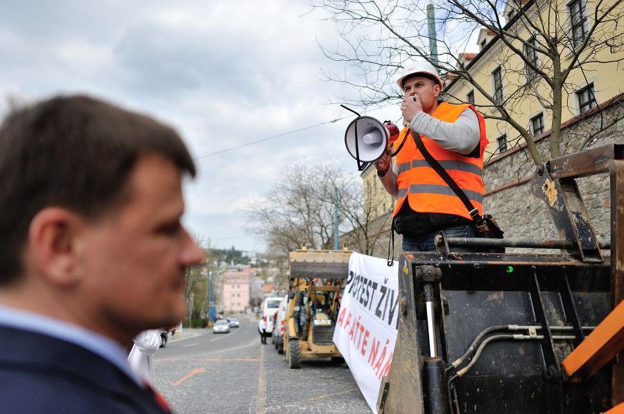 Sprava: Zástupca veriteľov Váhostavu