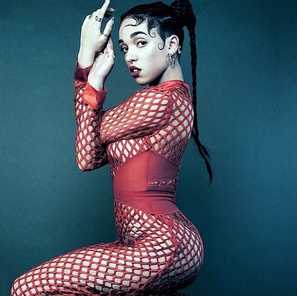 Speváčka FKA twigs má