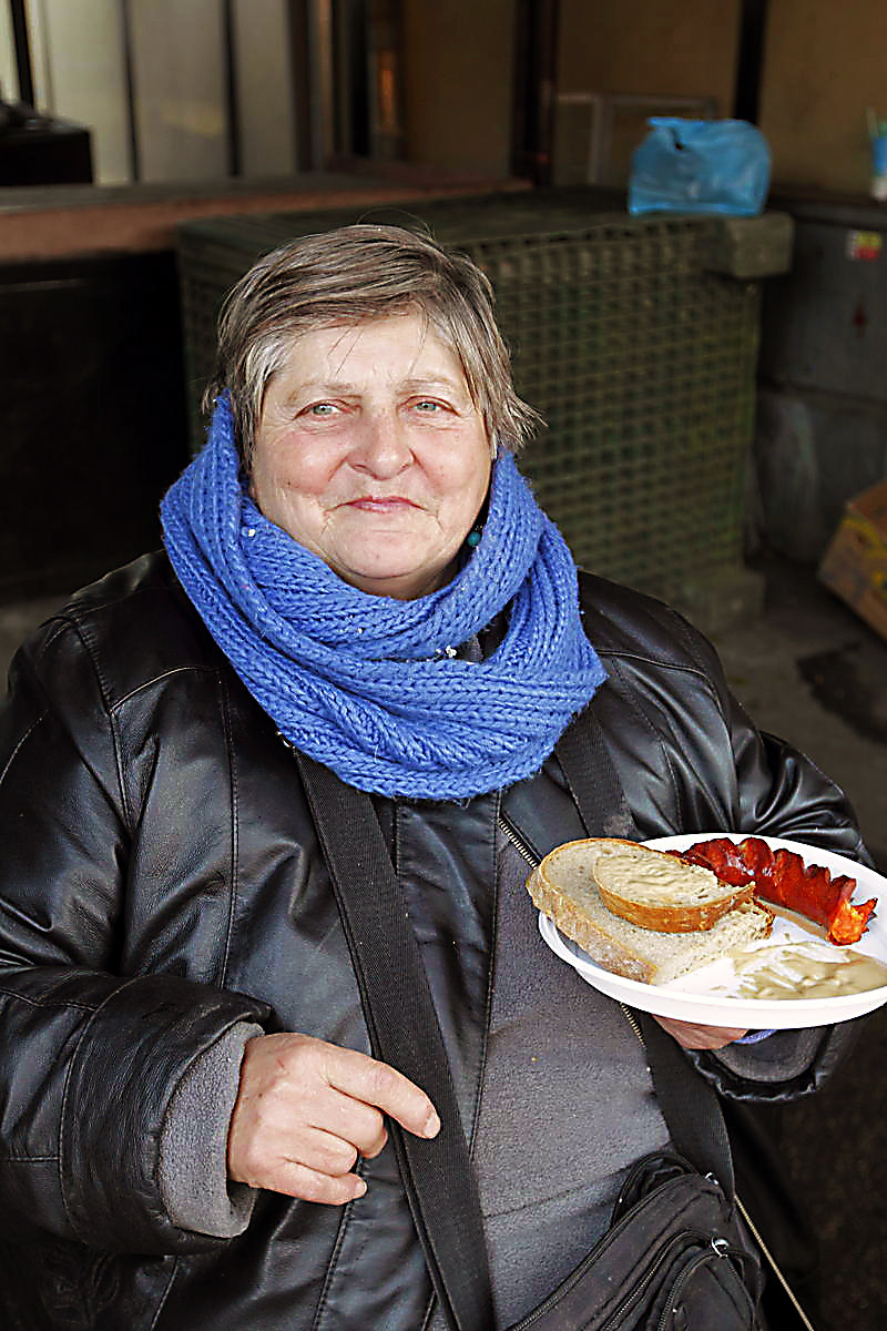 Zuzana, vyučená kuchárka, 65