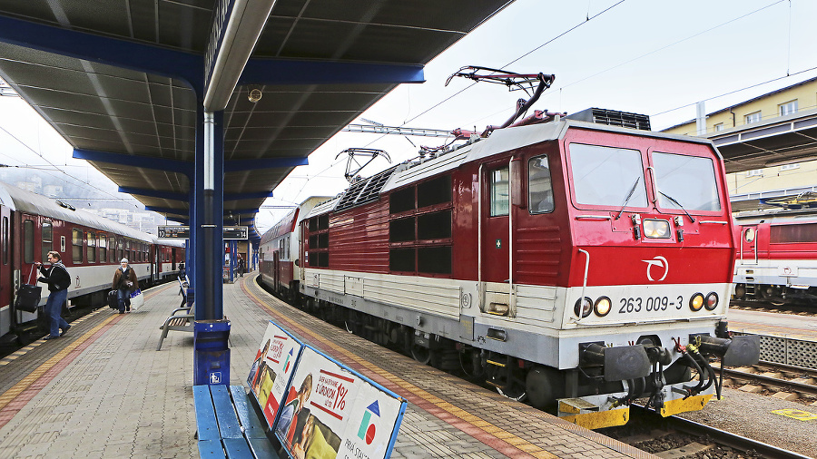 Osobný vlak 3017 Bratislava