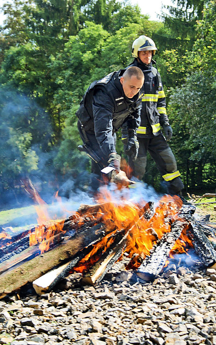 Symbolickým spálením rohov Slovensko
