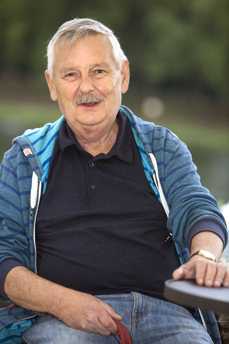 Juraj Slezáček (71), herec