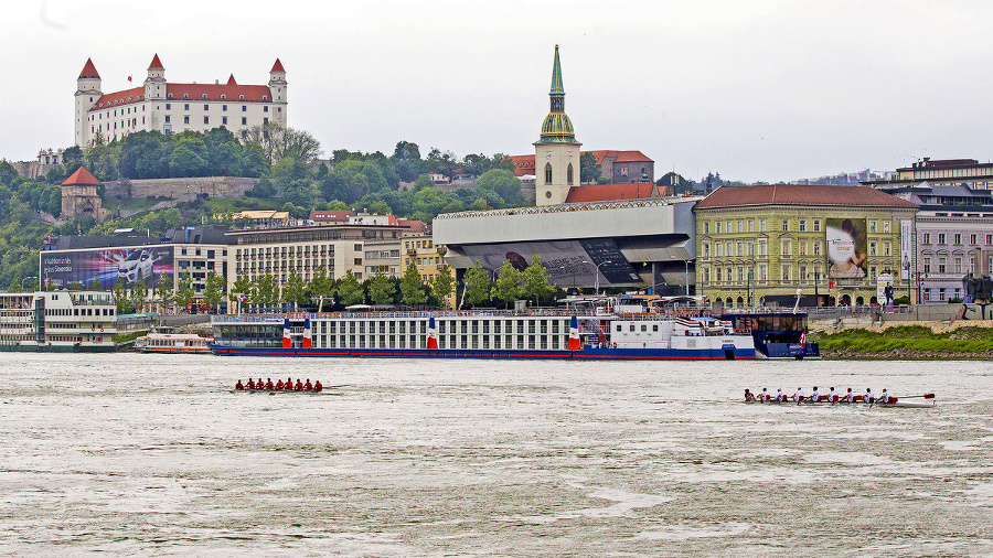 Bratislavská regata.