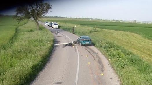 Na tejto ceste zahynul záchranár Denis († 37), ktorý sa zrazil s osobným autom.