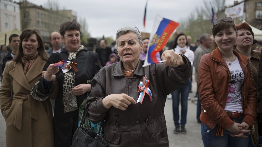 Východ Ukrajiny žiada pričlenenie