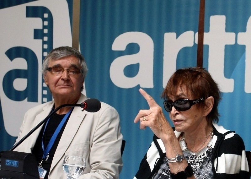 Česká režisérka Věra Chytilová a viceprezident festivalu Petr Hledík 