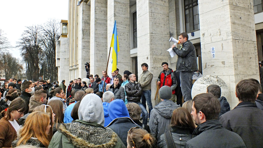 Užhorodčania podporujú protesty v Kyjeve.