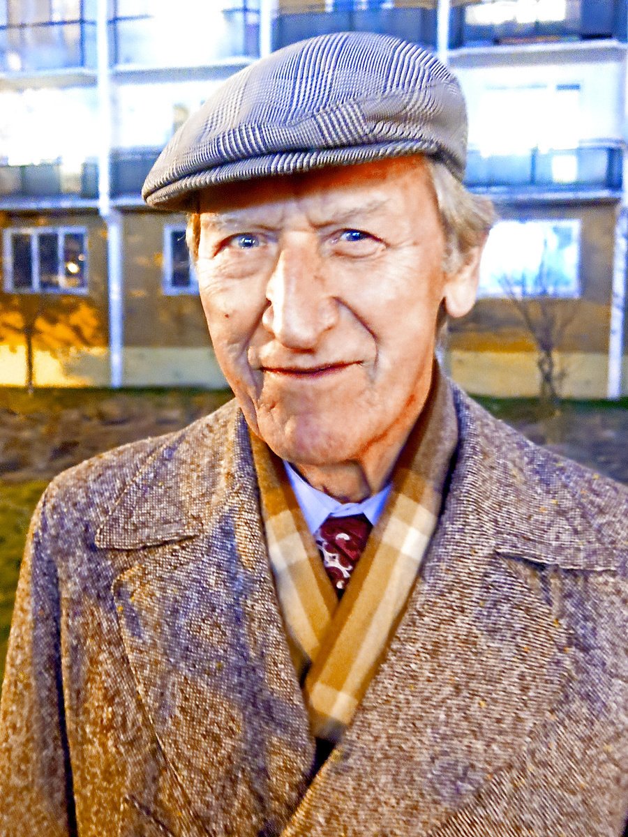 František Moravčík (84), Bratislava: