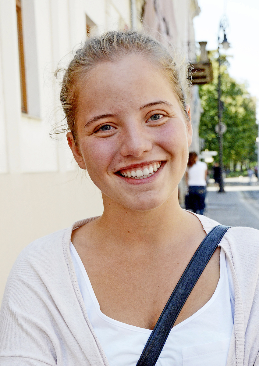 Zuzana (17), študentka, Košice