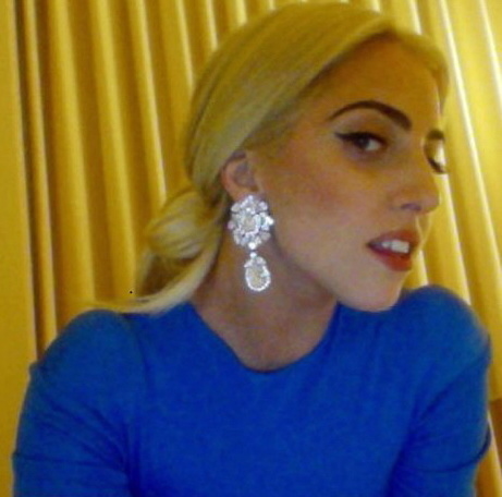 Nalíčená Lady GaGa.