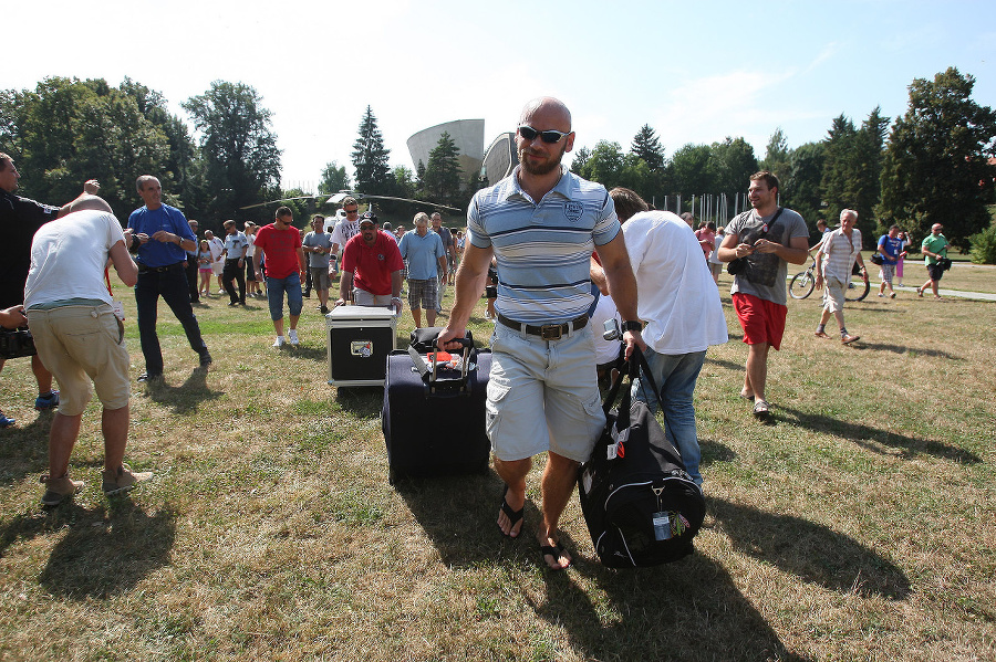 V tejto špeciálnej batožine prišla cenná trofej.