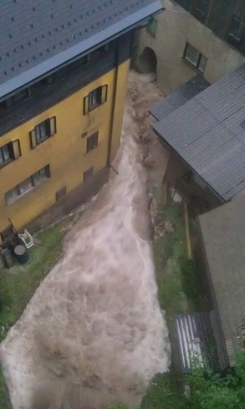 Rakúske mestečko Hallstatt zaliala