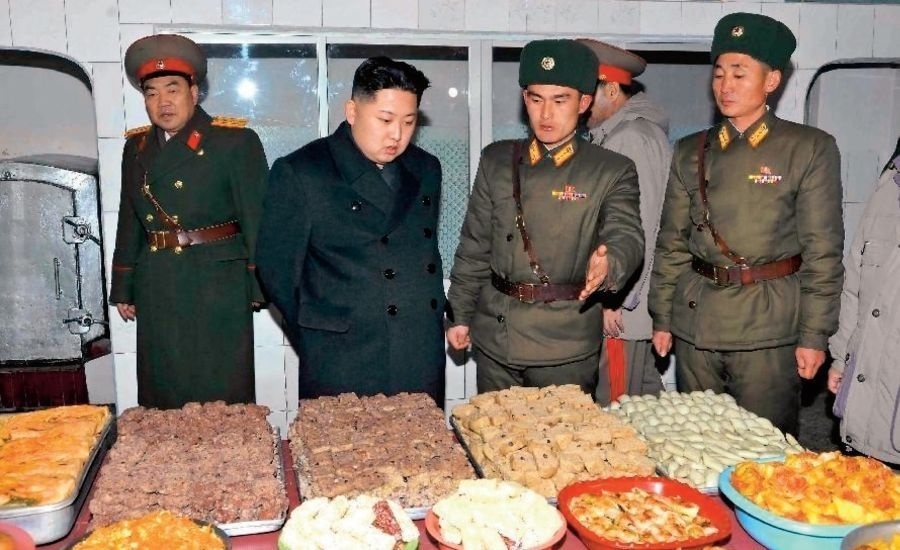 Kim Čong-Un chudobu nepozná,