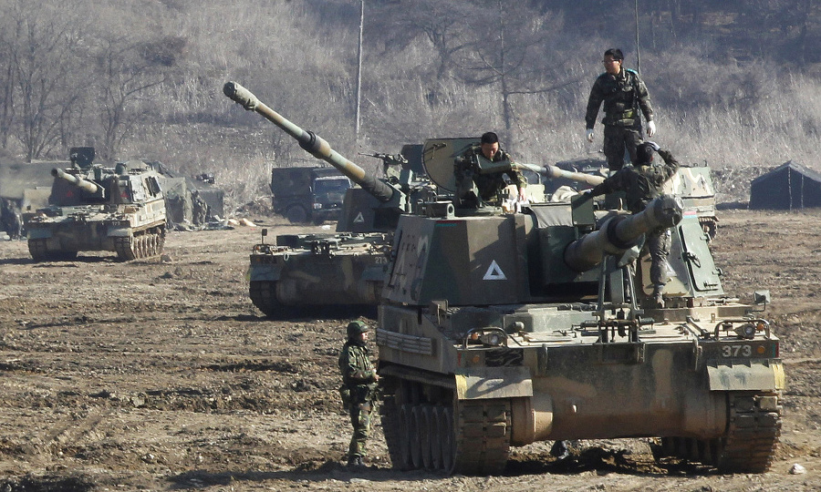 Juhokórejskí vojaci počas cvičenia