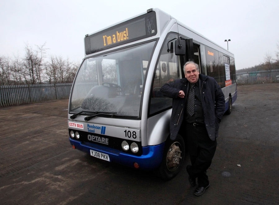 Tento menší autobus dostal