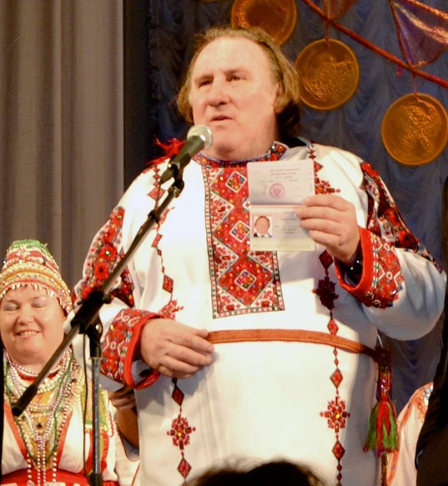 Ruský občan Gérard Depardieu