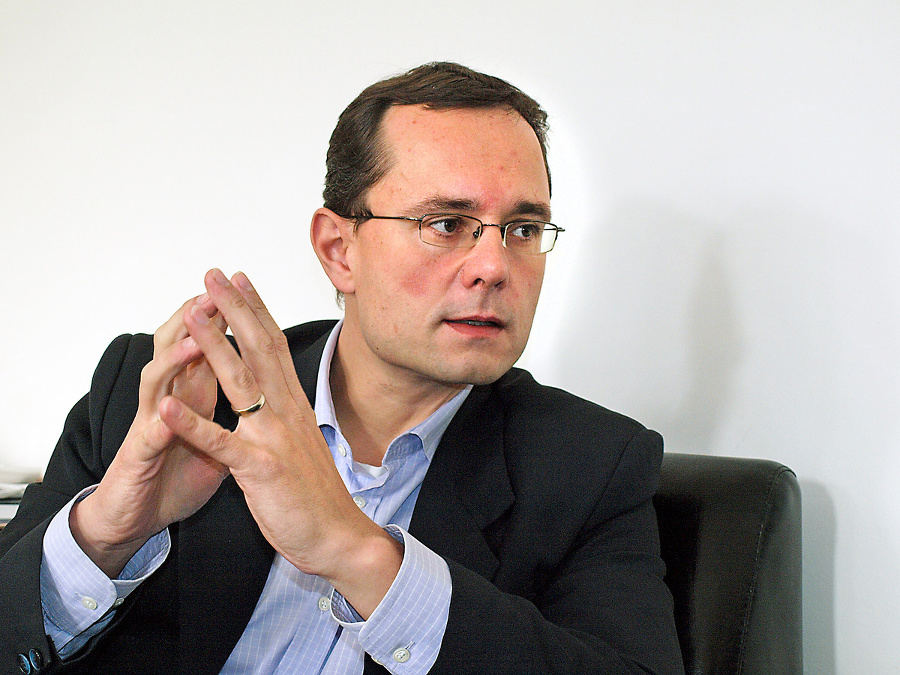 Rebelujúci poslanec Radoslav Procházka (KDH) to má v strane nahnuté, tvrdí, že nevie, čo má od vedenia hnutia očakávať.