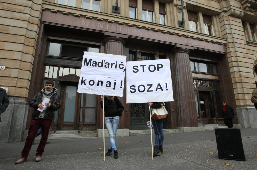 Protest proti SOZA na