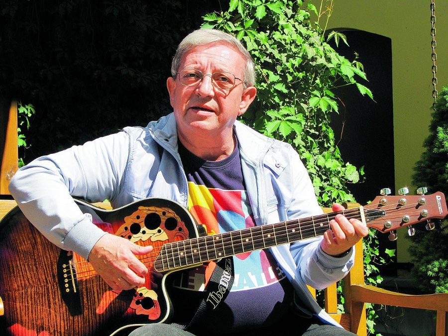 Otec bratov Táslerovcov je tiež muzikant.