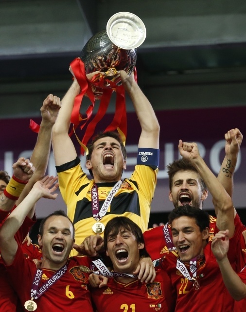 Futbalisti Španielska oslavujú titul
