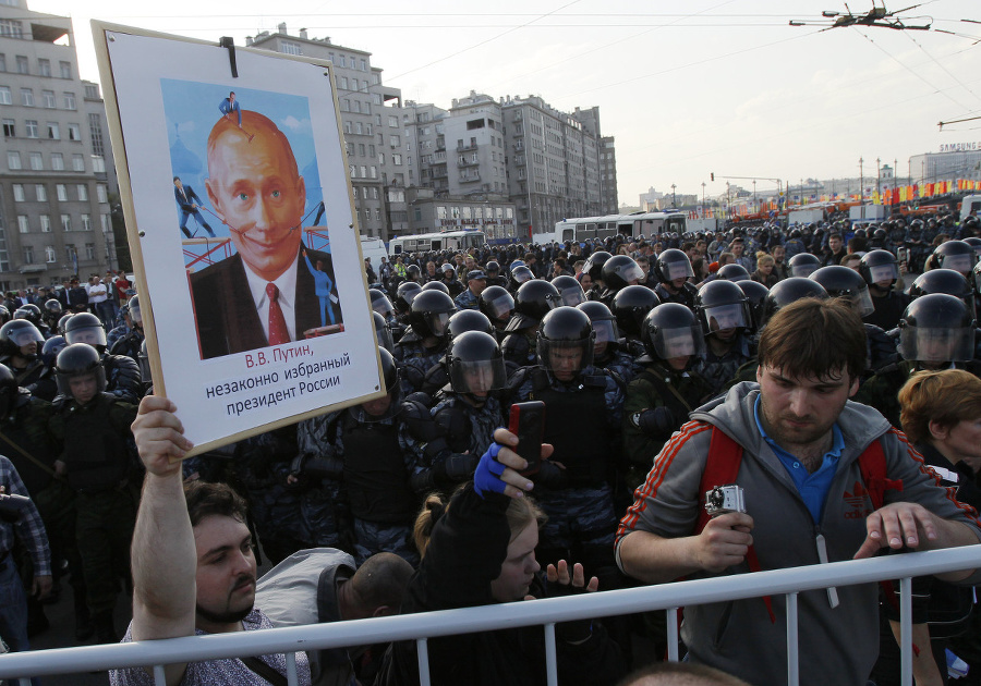 Dav protestoval proti Putinovi.