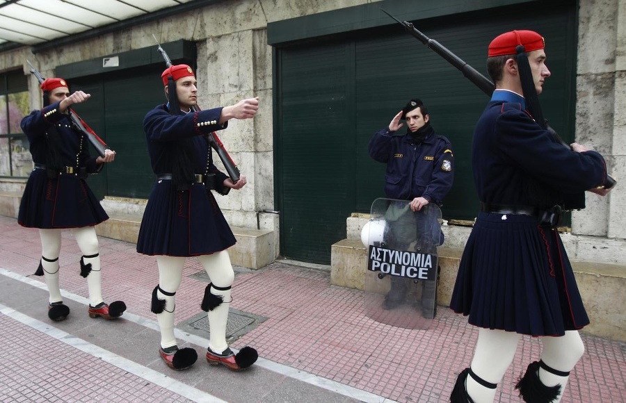 Na prenájom gréckych policajtov