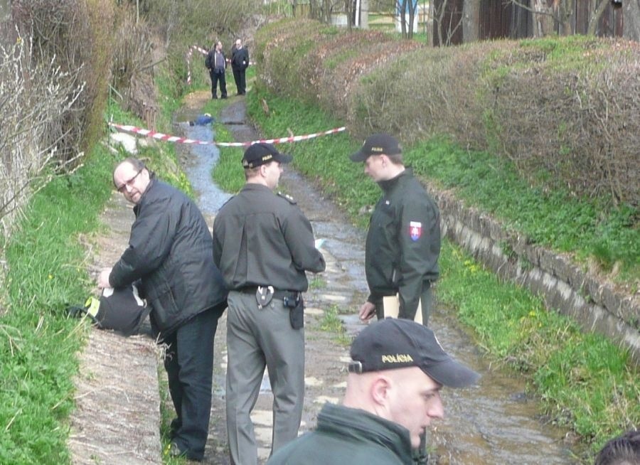 Miesto nálezu zabezpečili policajti.