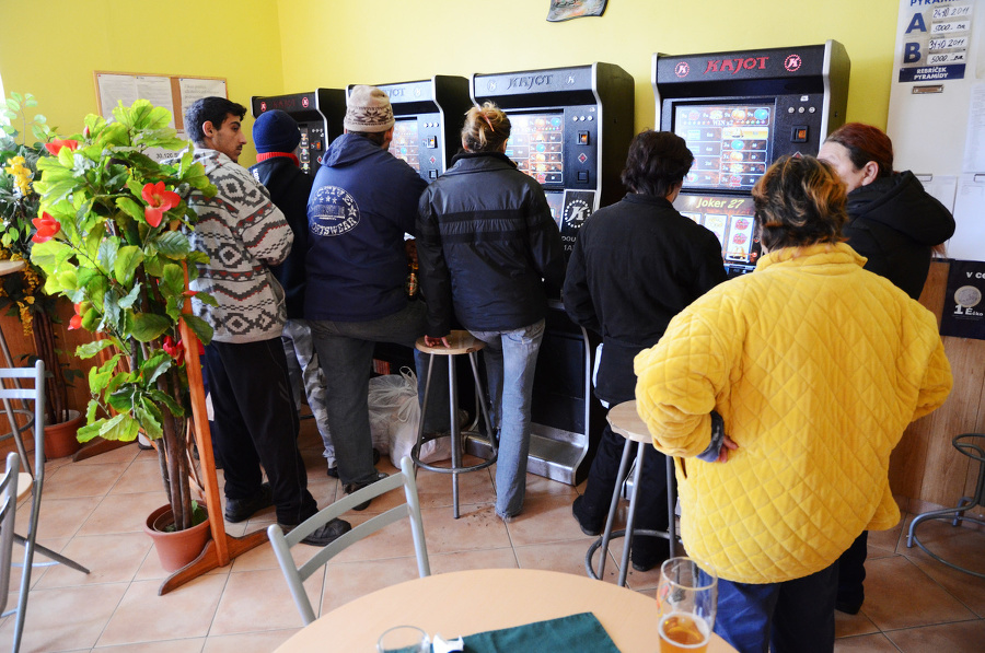 Tieto herné automaty v Dobšinej končia už na Silvestra, ostatné až koncom marca.