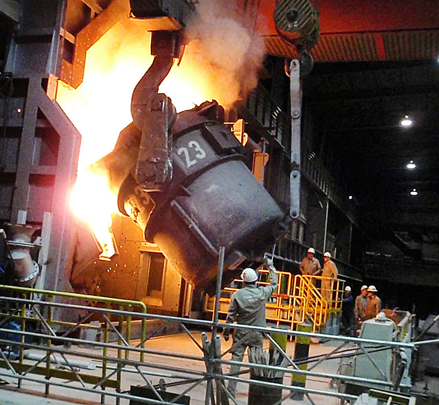 Nemecký oceliarsky gigant zamestnáva
