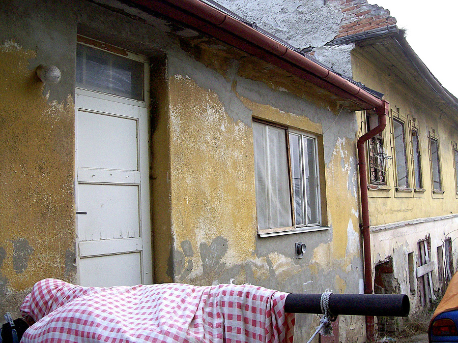 Polorozpadnutý dom v Kežmarku