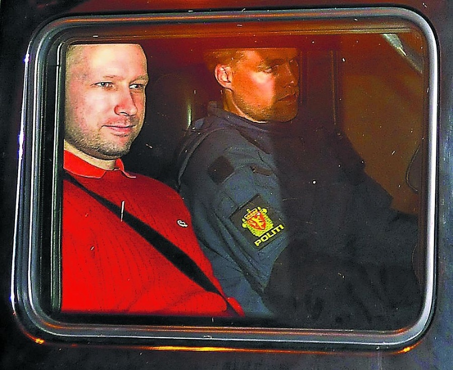 Anders Breivik sa cestou