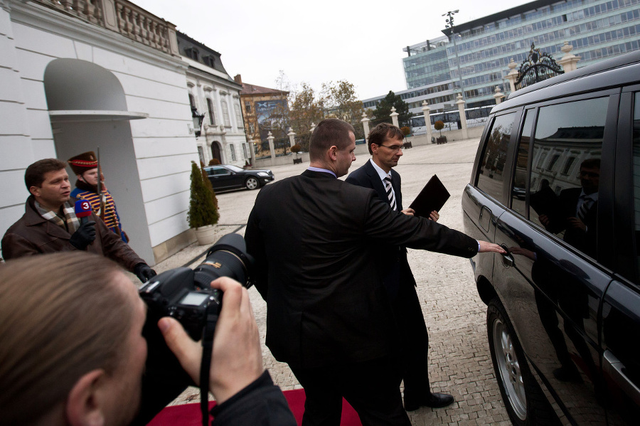 Odvolaný minister obrany Ľubomír