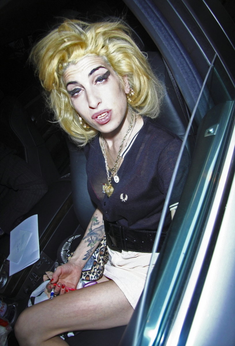 Škandalóznu Amy Winehouse (†