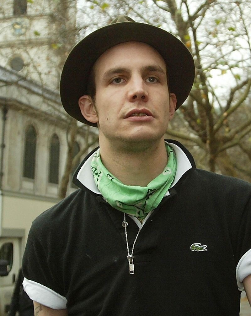 Blake Fielder-Civil šiel z väzenia rovno na odvykačku.