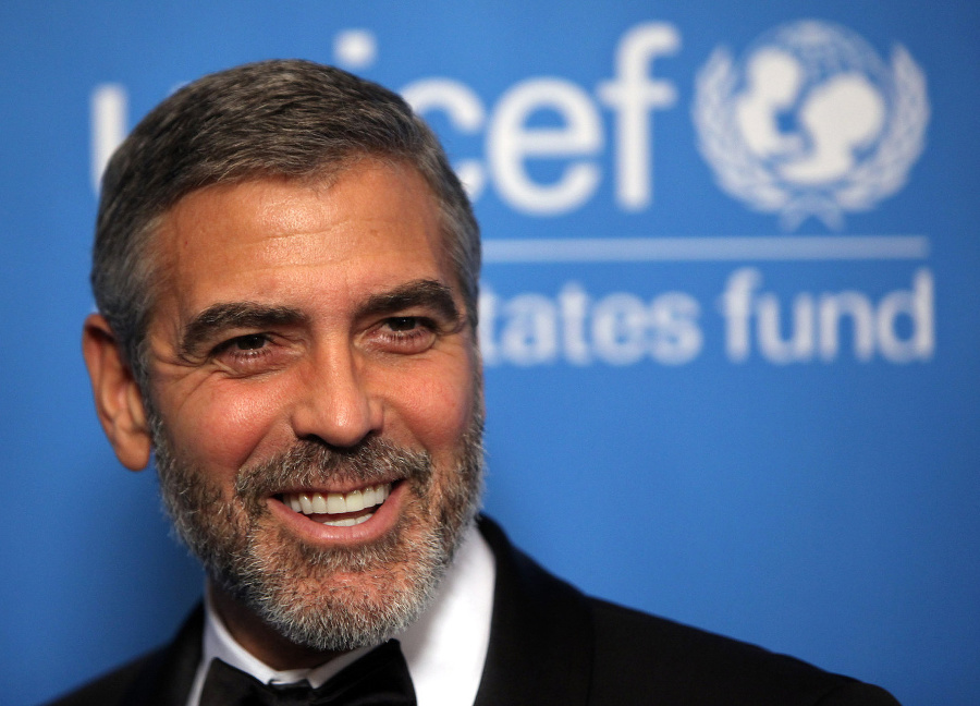 George Clooney prichádza na