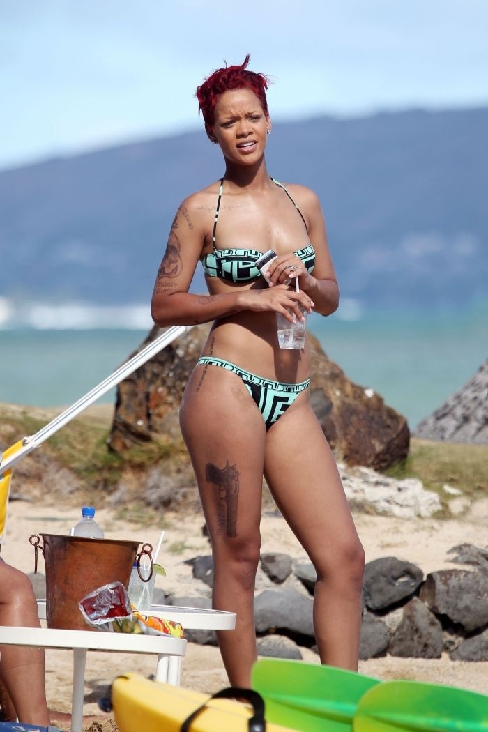 Rihanna miluje tetovania.