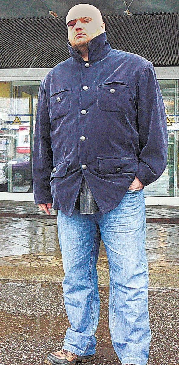 Novozvoleného poslanca Bratislavy a mestskej časti Dúbravka zbili. On tvrdí, že kvôli tomu, že je východniar.