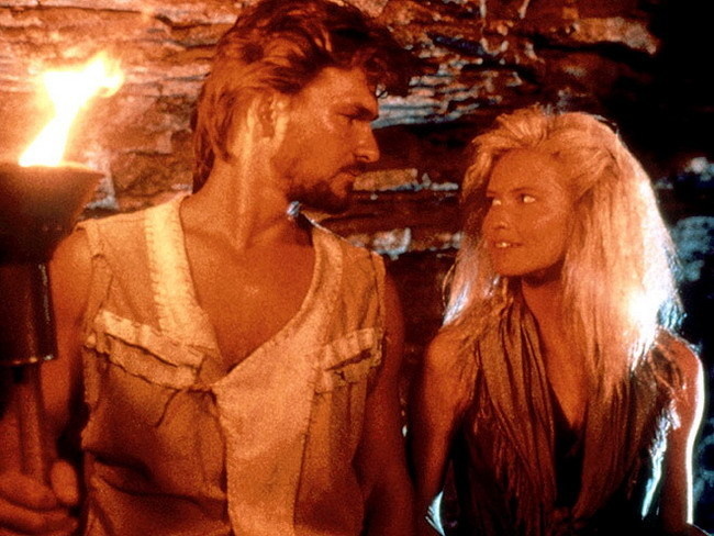 Patrick Swyze si s Lisou zahral v akčnom filme Steel Down (1987).