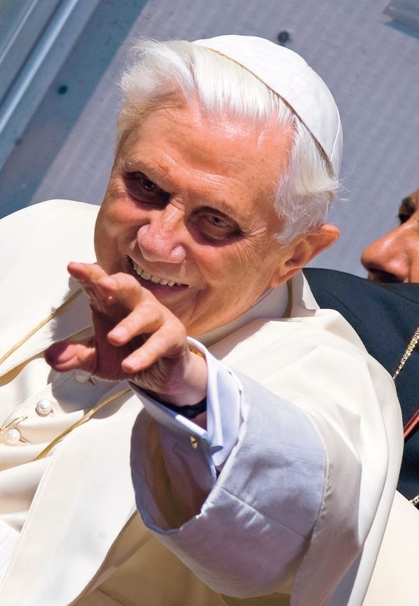 Svätý Otec BENEDIKT XVI.