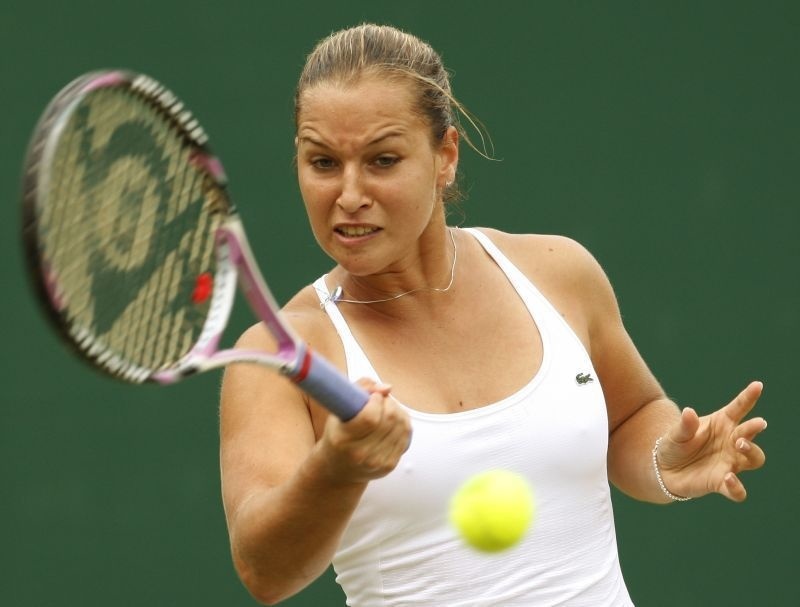 Dominika Cibulková prehrala v 3. kole Wimbledonu s Ruskou Elenou Vesninovou.
