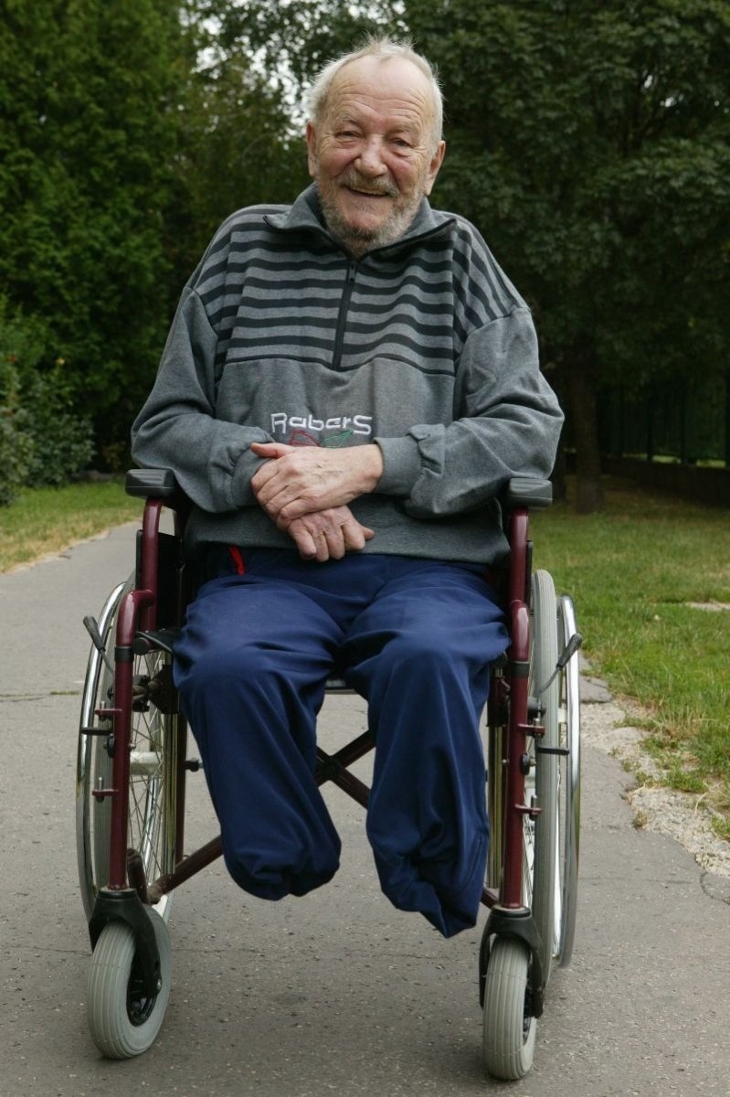 Operetný spevák Jozef Kuchár zomrel sám a opustený.