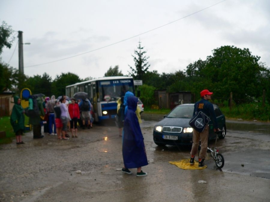 Ľudia odchádzajú z Pohody, festival bol zrušený. 