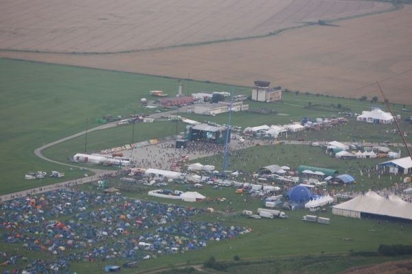 Letecký pohľad na festivalový