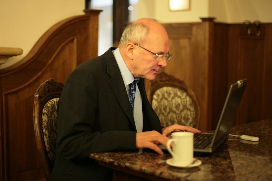 František Mikloško počas online